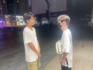 EB(yng)Ļ